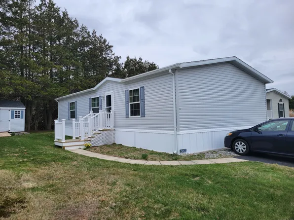 15 Circle Drive, Stonington, CT 06378