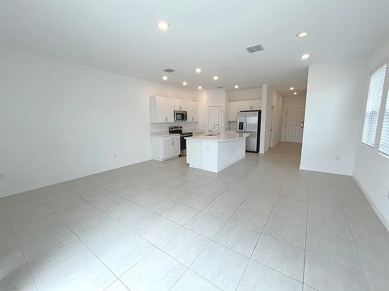 11832 Glenside Ter — Photo 13