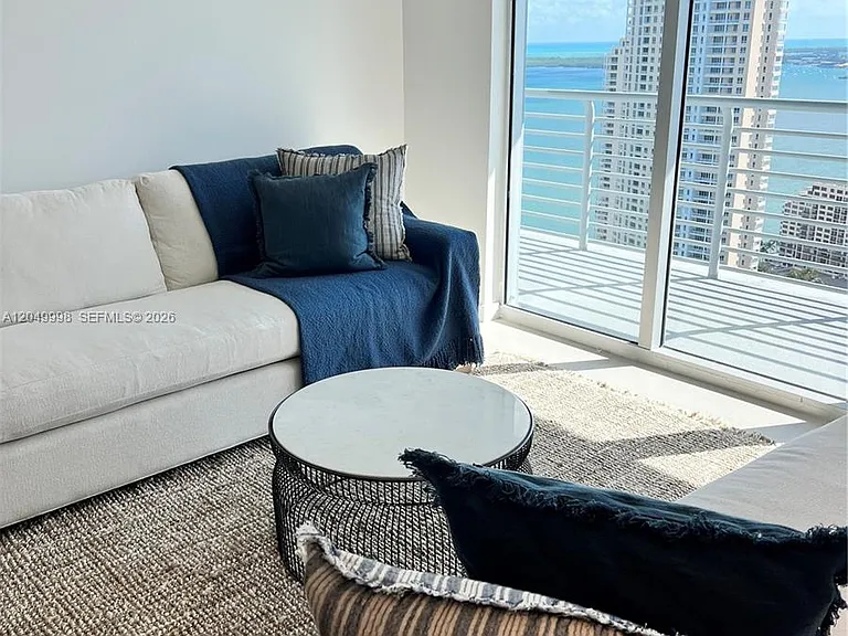 335 Biscayne Blvd #4207 — Photo 10