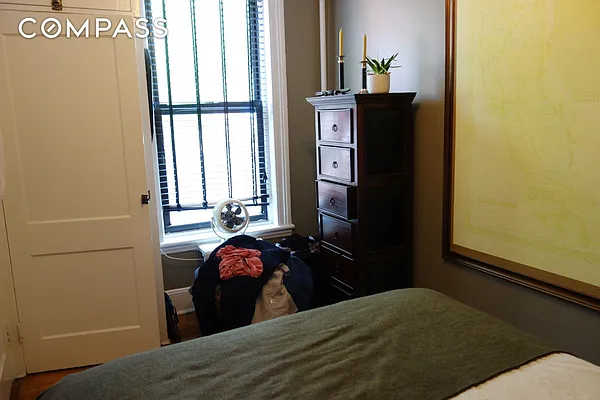 Rented by Compass | media 9