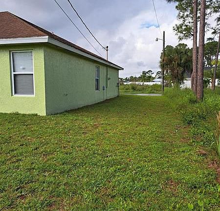 4th image of 3173 SW Blackmur St