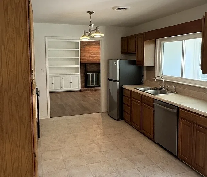 4212 Cavalier Dr NW — Photo 5