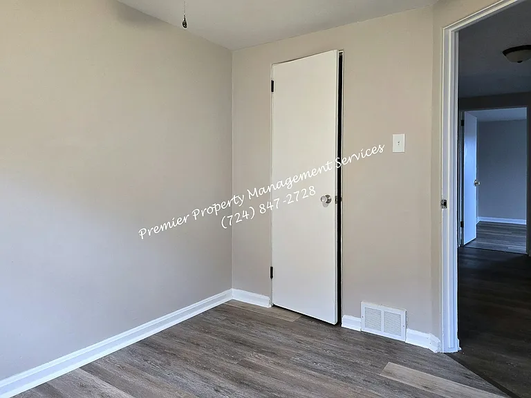 3216 Brodhead Rd — Photo 16