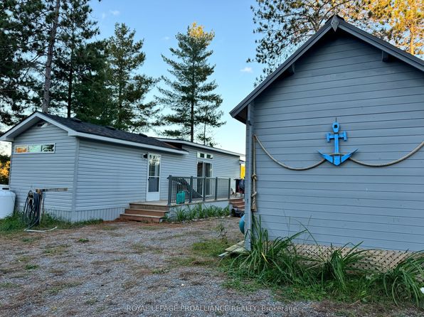 240 Pinewood Park Rd, Whitewater Region, ON K0J 1Y0