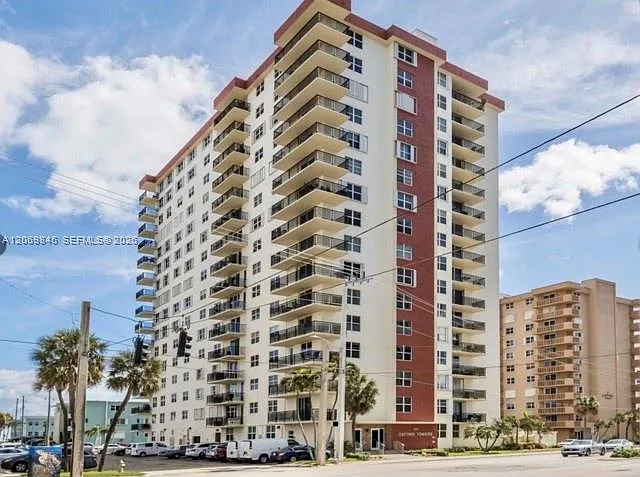 1501 S Ocean Dr #401 — Photo 2