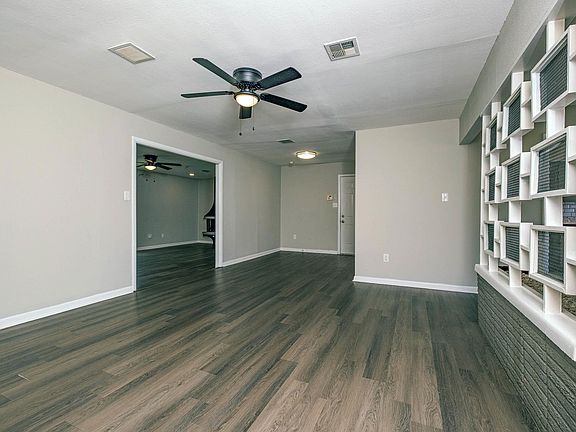 5th image of 106 Kansas Ave