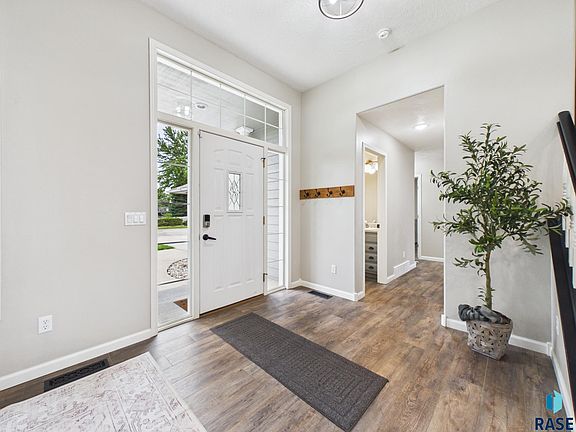 3rd image of 7000 W 22nd St