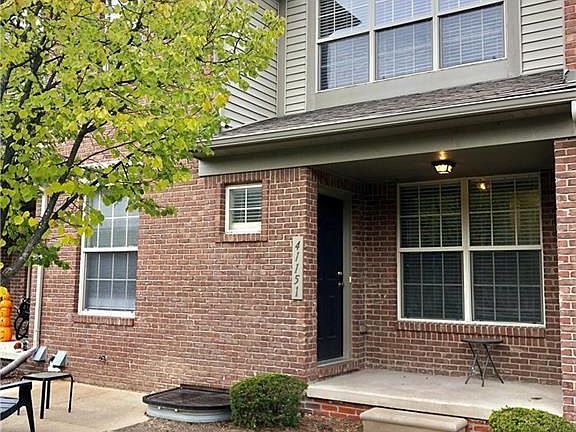 2nd image of 41151 N Maplewood Dr