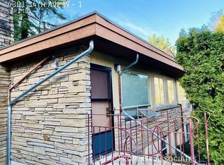 4301 34th Ave W APT 1, Seattle, WA 98199