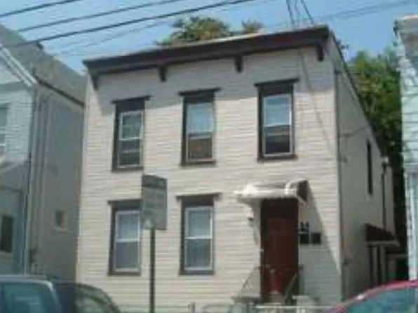 94 Gordon St, Staten Island, NY 10304