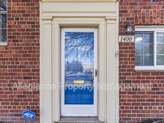 3rd image of 1400 Martha Custis Dr