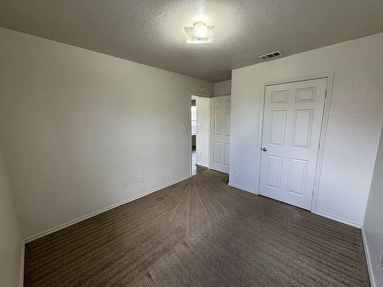 2901 Cantabrian Dr — Photo 17