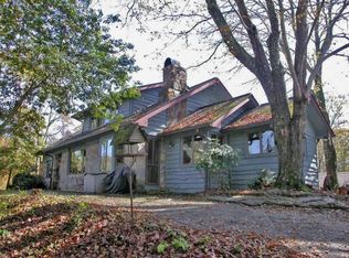 10025 Old Highway 64, Brasstown, NC 28902