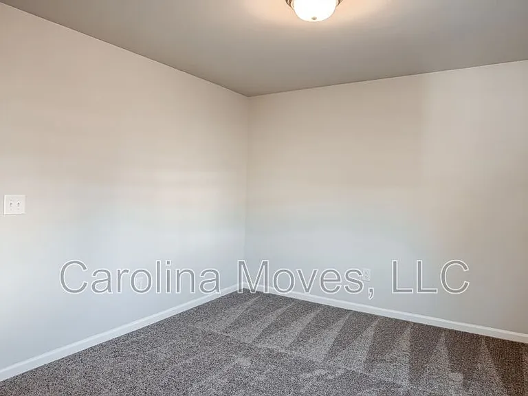 506 Poinsett Bridge Way — Photo 14