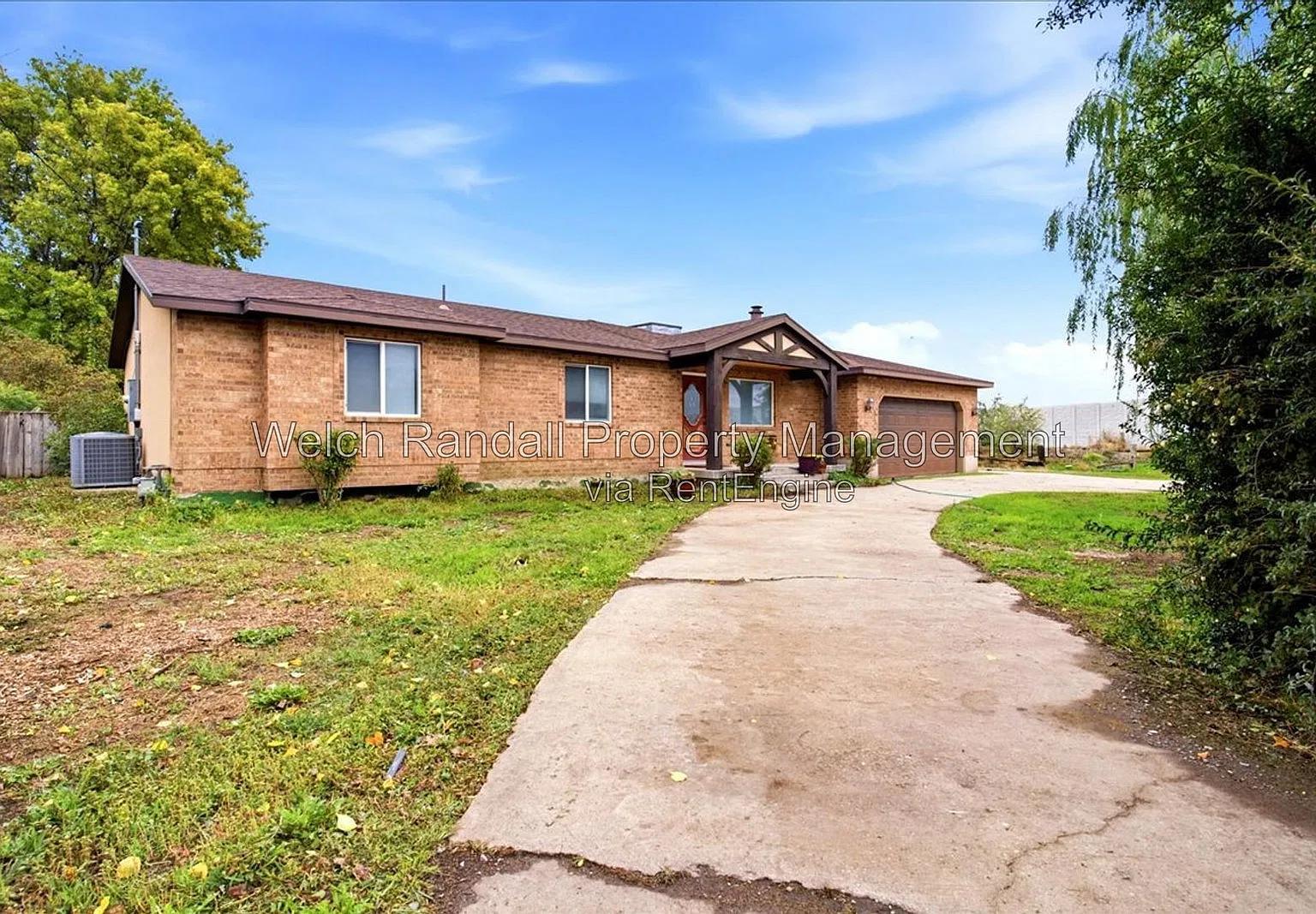 4 bed, 3.0 bath, 2544 sqft, $2,295 — Photo 1
