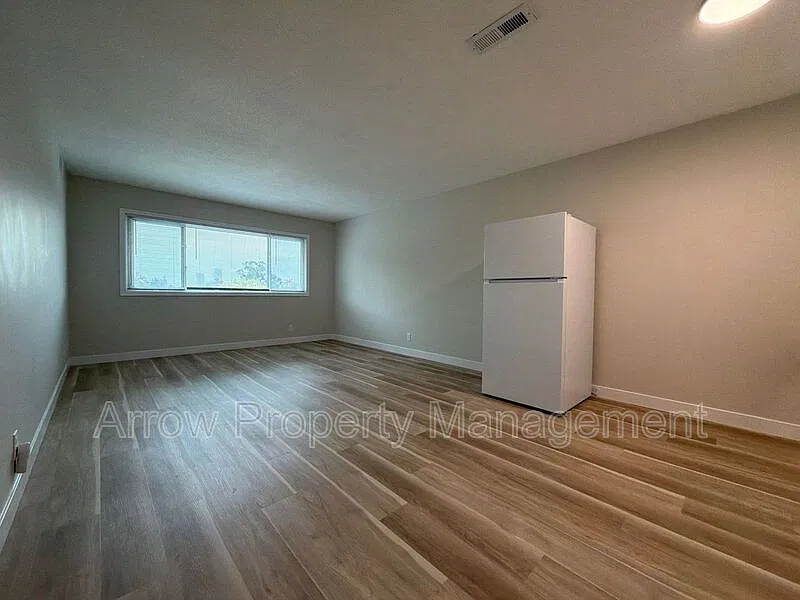 1 bed, 1.0 bath, $750 — Photo 3