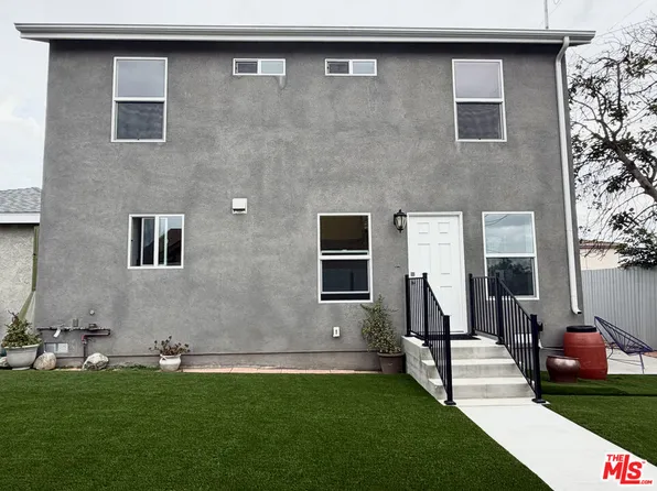 384 Hargrave St #1/2, Inglewood, CA 90302