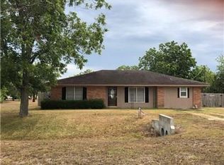 206 E Main St, Ellinger, TX 78938