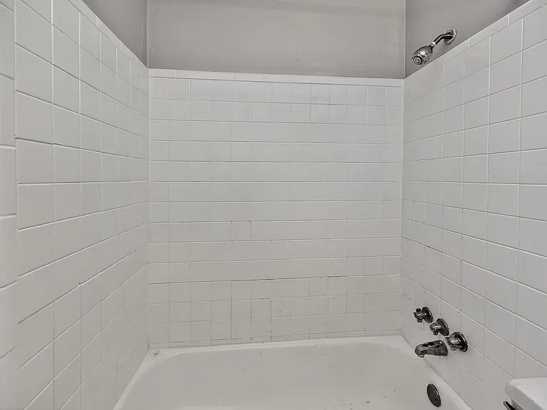 3426 Telford St #5 — Photo 11
