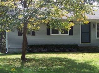 163 Dow Rd, Plainfield, CT 06374