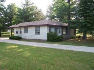 9551 Rose Dr, Saint Helen, MI 48656