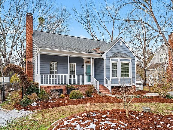 2nd image of 4 Cobble Glen Ct