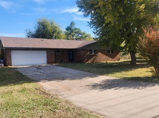 819 S Shepard Ave, El Reno, OK 73036