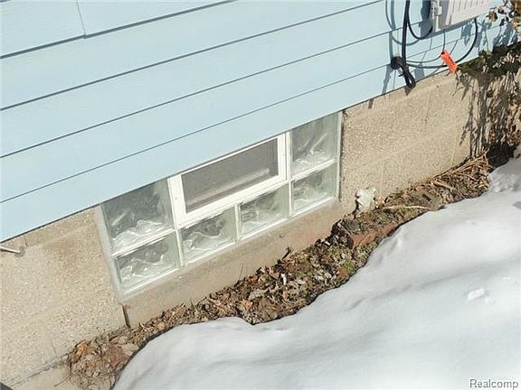 4th image of 613 N Blair Ave
