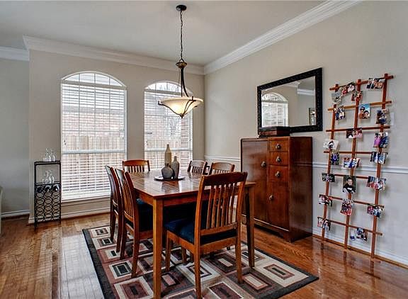 5th image of 1033 S Aspenwood Dr