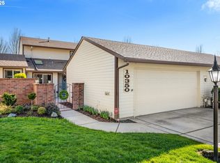 10350 SW Greenleaf Ter, Tigard, OR 97224