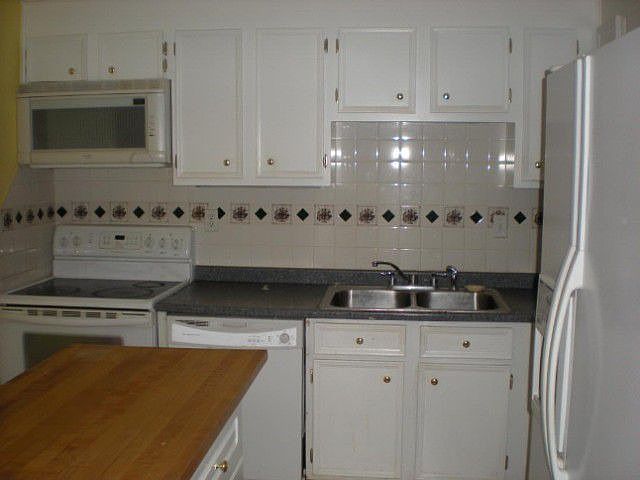 2nd image of 532 Logan St