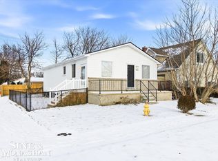 20411 E Forteen Mile Rd, Clinton Township, MI 48035