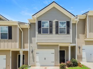 414 Highwood Ln, East Pt, GA 30344
