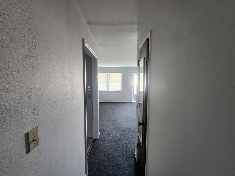 5 Alexander Dr — Photo 5