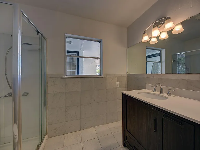 415 Silliman St — Photo 29