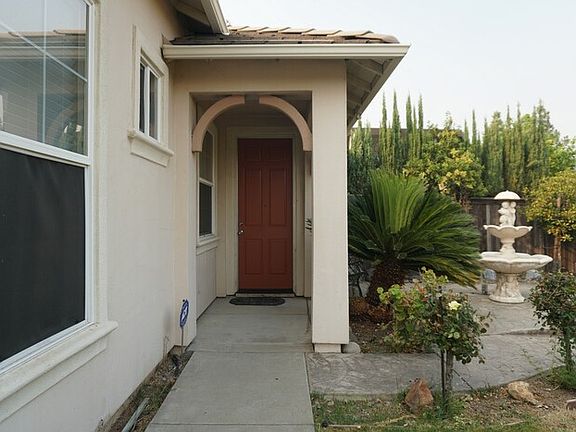 3rd image of 7016 Kelmscott Ln