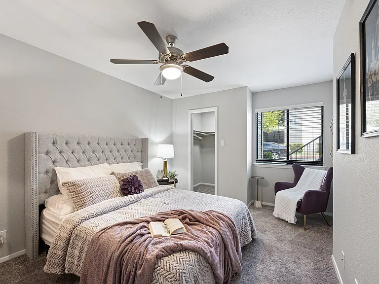The Hilltop Apartment Homes — Photo 9