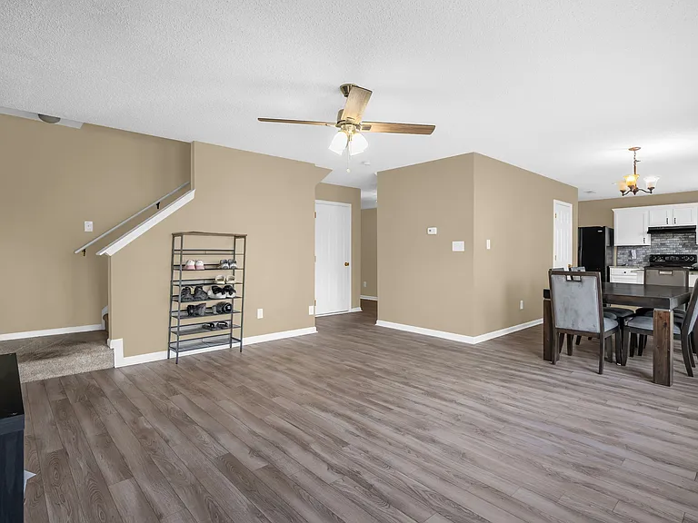 10510 Plantain Ct #6 — Photo 16