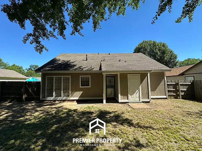 6167 Scarlet Leaf Dr — Photo 22
