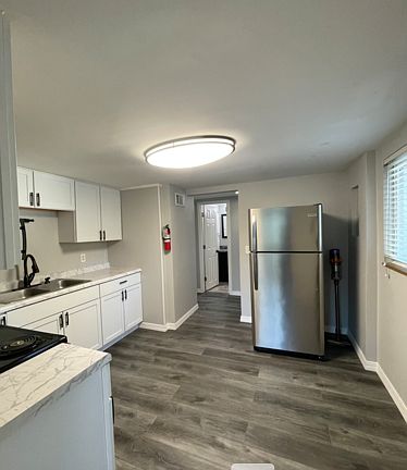 5th image of 1547 S 28th St #1