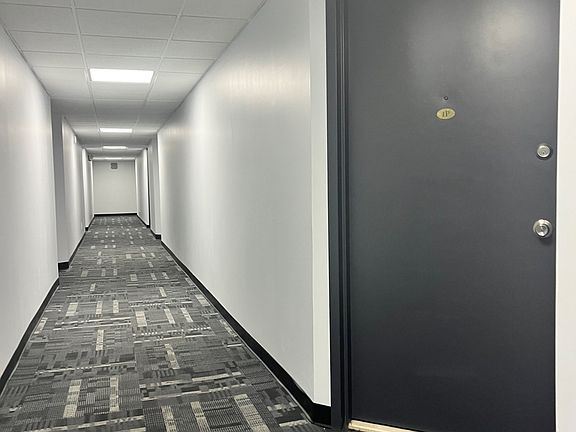 4th image of 121 Wellington Ct APT 4B