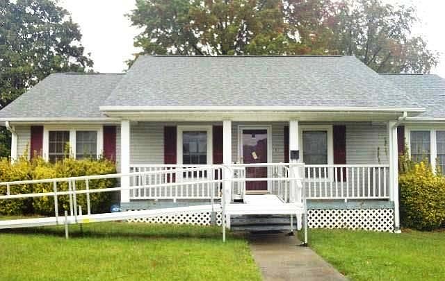 1st image of 1831 Grayson Ave NW
