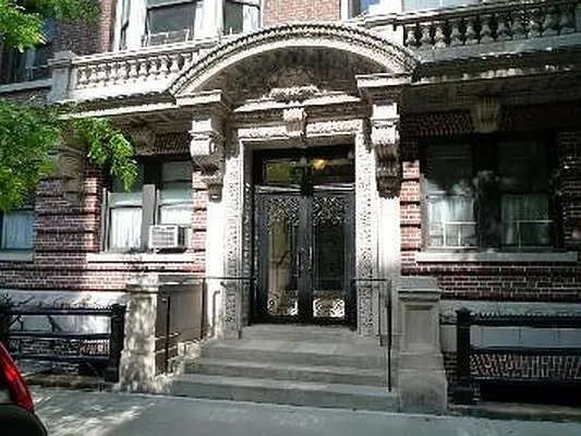 Rented by Corcoran | media 15