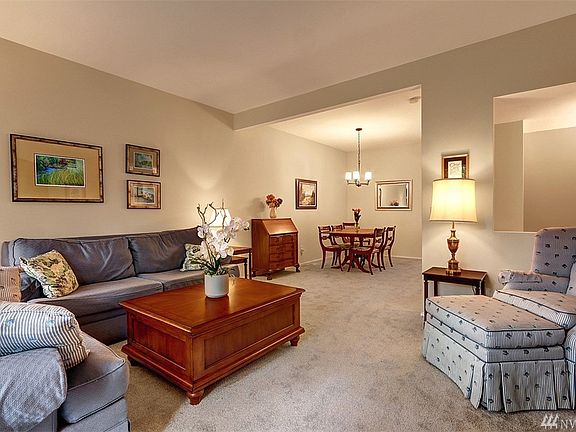 3rd image of 6535 SE Cougar Mountain Way