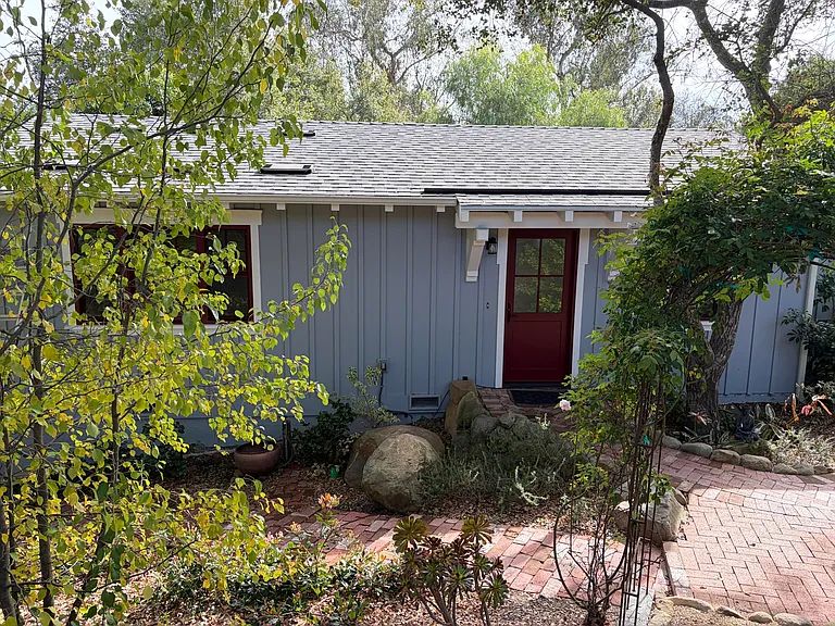60 Crestview Ln — Photo 8