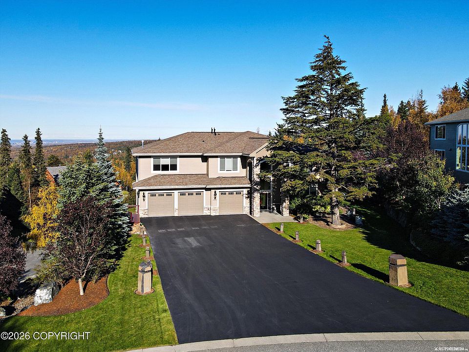 1st image of 16669 Waterford Pointe Cir