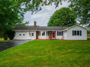 9006 Seymour Rd, Bloomfield, NY 14469
