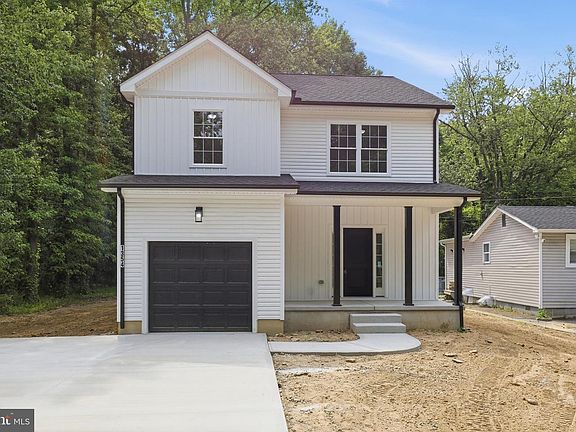 2nd image of 1354 College Rd