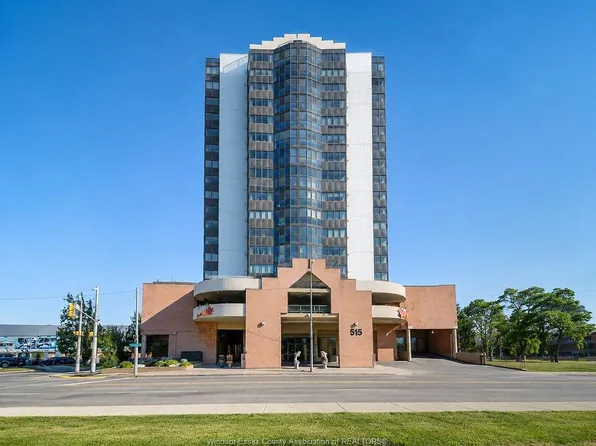 515 Riverside Dr W #1303, Windsor, ON N9A 7C3