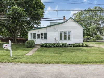351 N Clayton St, Centerburg, OH, 43011